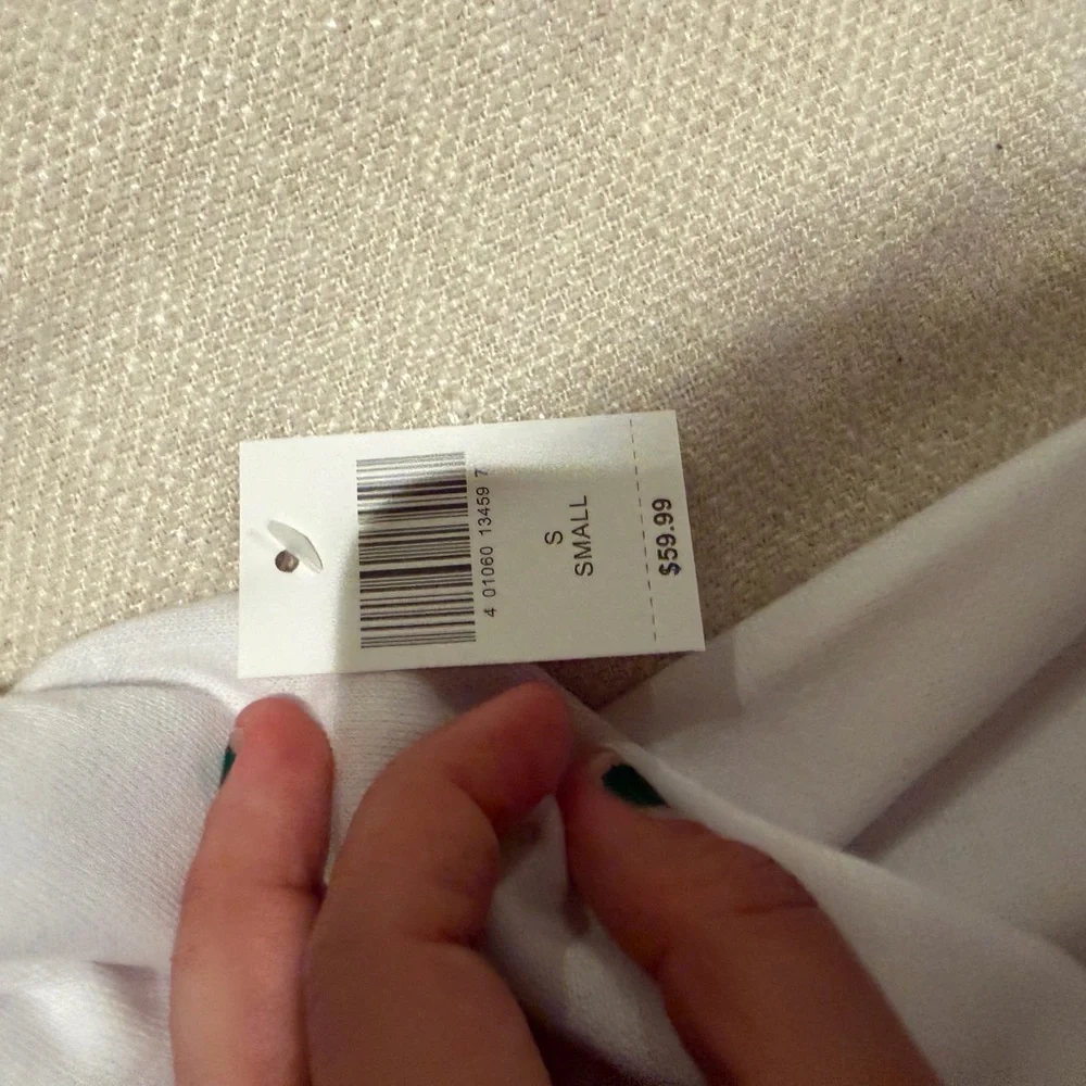 Disney parks valentine 2026 crewneck White and Pink Long Sleeve small - Picture 3 of 4